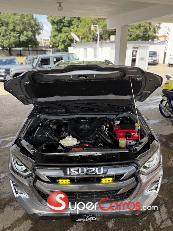 2023 Isuzu DMAX LSE — foto 10 / 10