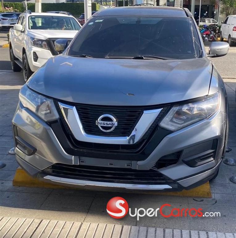 2017 Nissan Rogue S — foto 2 / 9