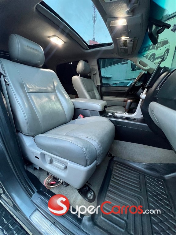 2011 Toyota Tundra Platinum — foto 7 / 9