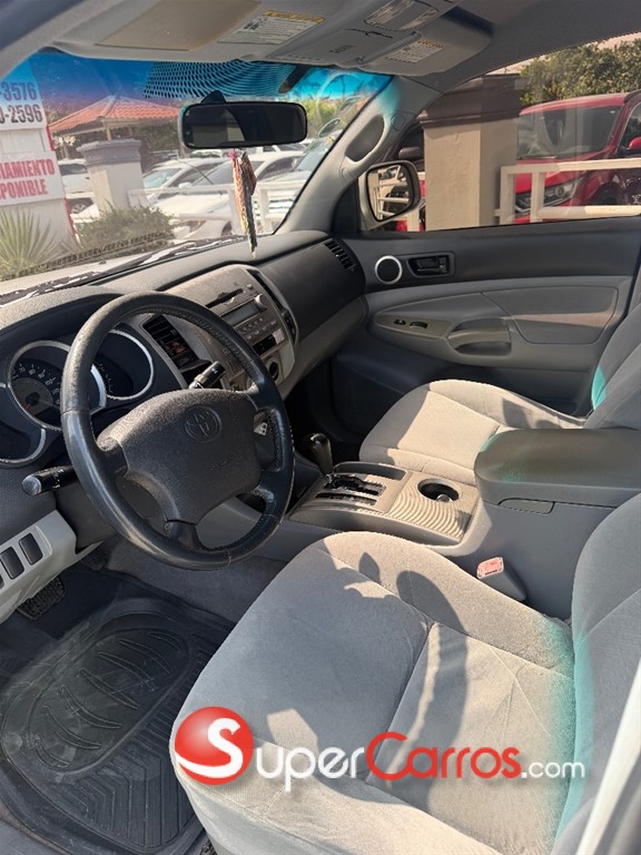 2005 Toyota Tacoma — foto 4 / 8