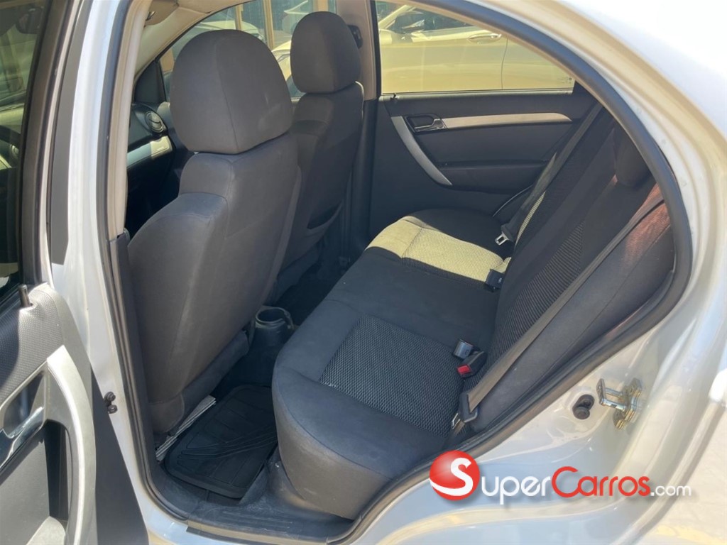 2016 Chevrolet Aveo — foto 2 / 4