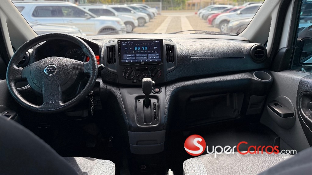 2020 Nissan NV 200 — foto 5 / 6