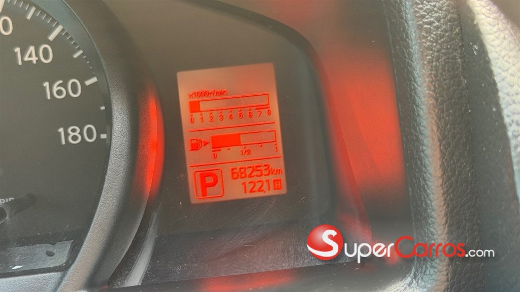 2020 Nissan NV 200 — foto 6 / 6