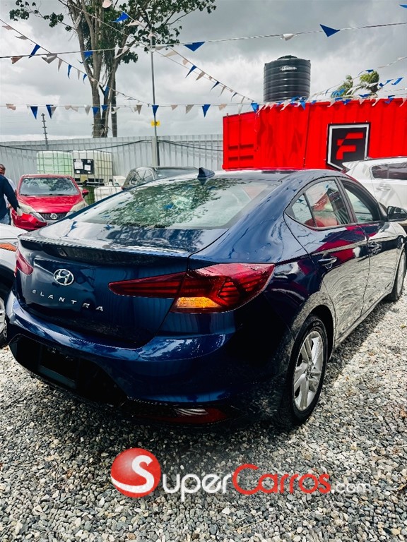 2020 Hyundai Elantra — foto 11 / 11