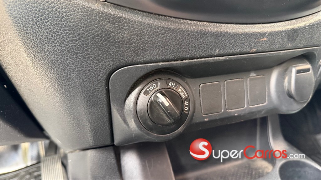 2016 Nissan Frontier NP300 — foto 6 / 7