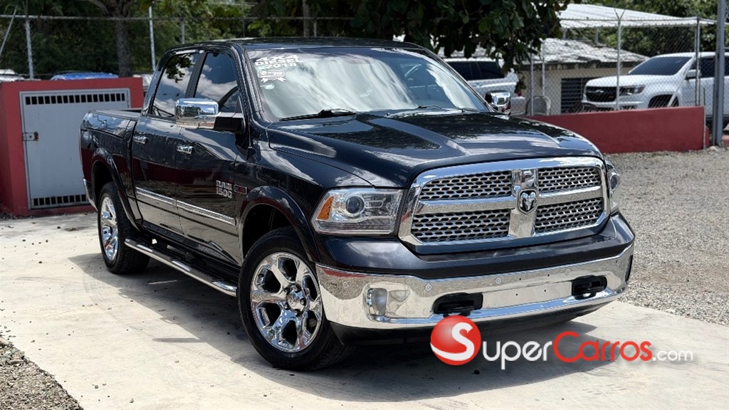 2018 Dodge Ram 1500 Laramie — foto 1 / 8