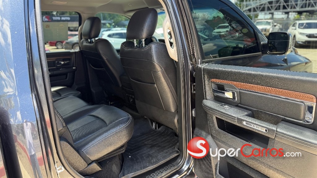 2018 Dodge Ram 1500 Laramie — foto 6 / 8
