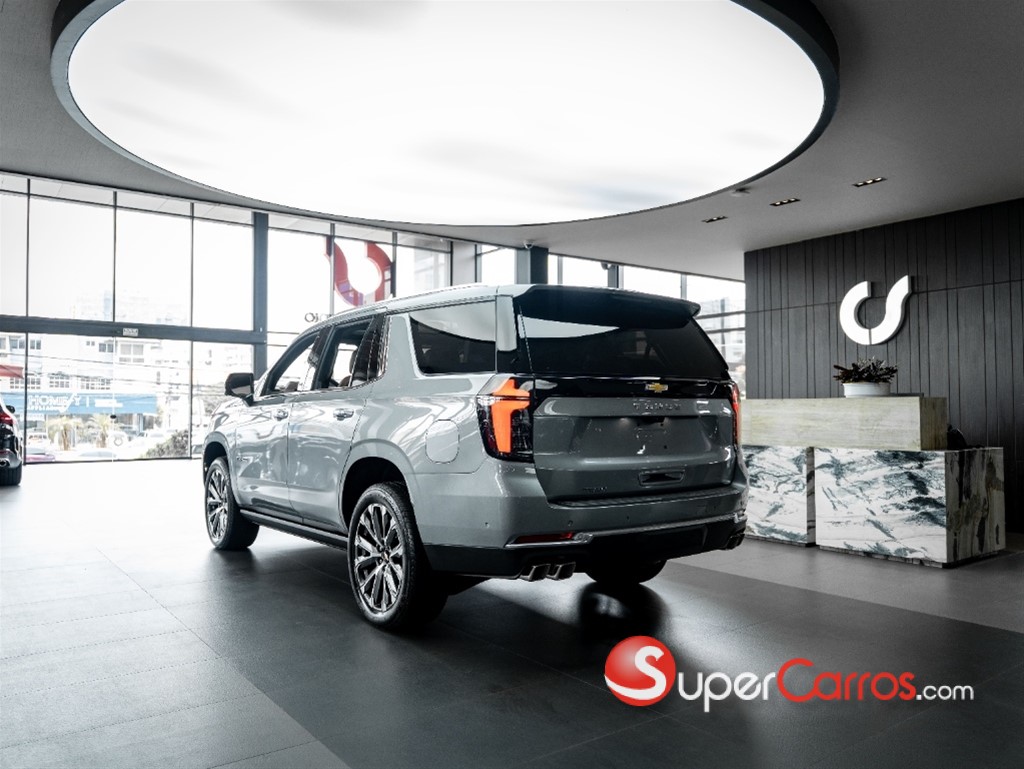 2027 Chevrolet Tahoe Highcountry Duramax — foto 4 / 12