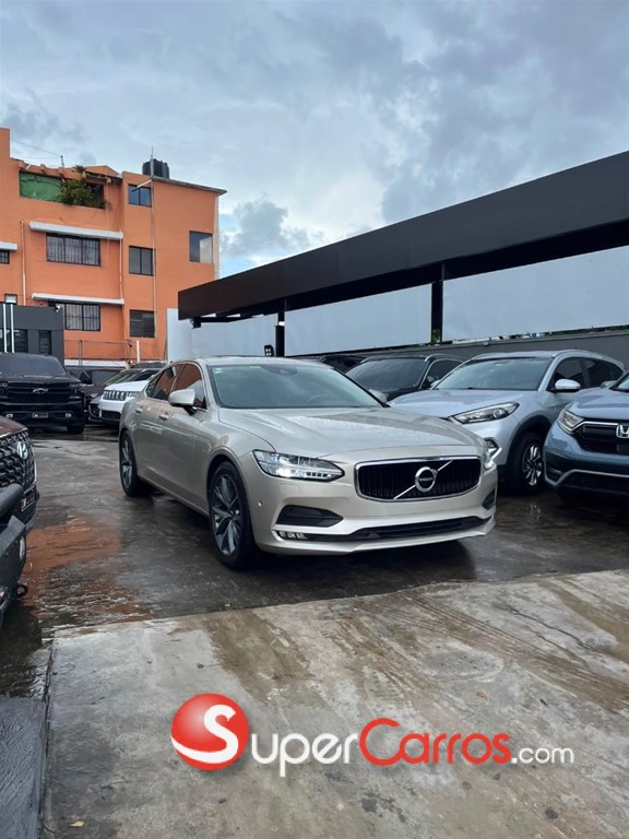 2017 Volvo S90 T5 MOMENTUM — foto 3 / 11