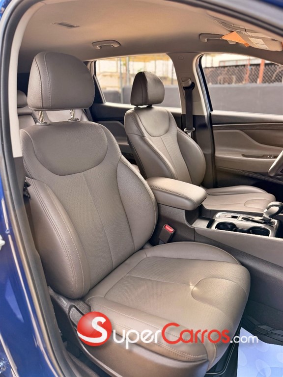 2019 Hyundai Santa Fe SE — foto 7 / 10