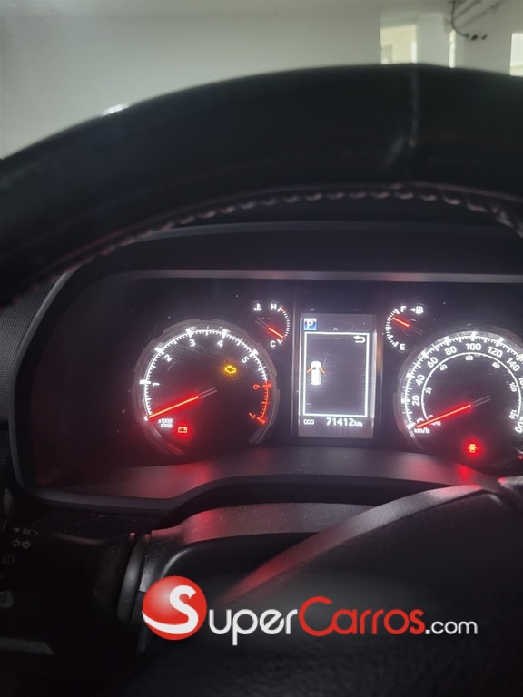 2020 Toyota 4 Runner Limited — foto 10 / 12
