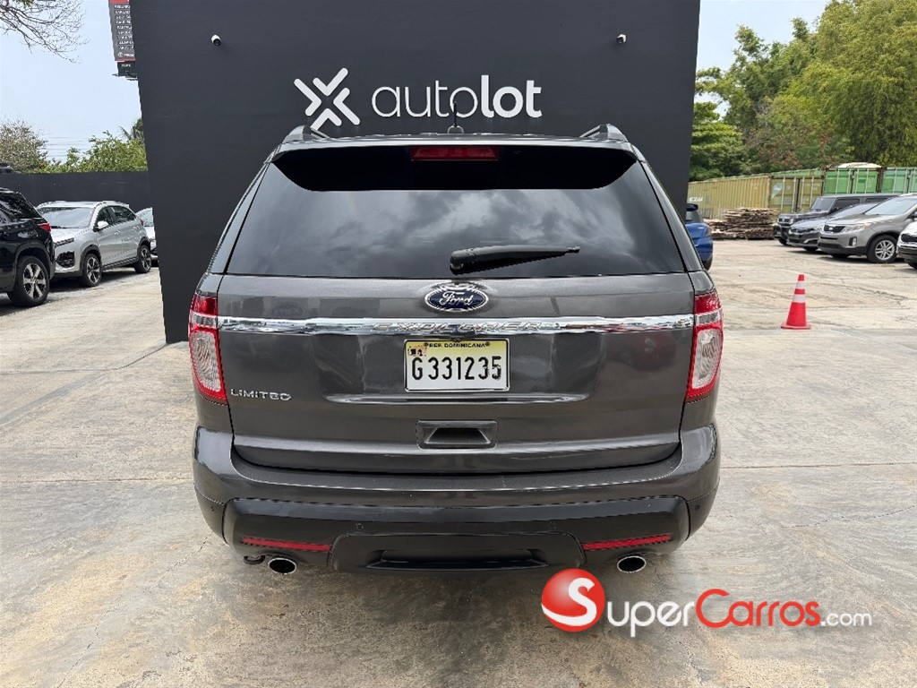 2015 Ford Explorer Limited — foto 4 / 9