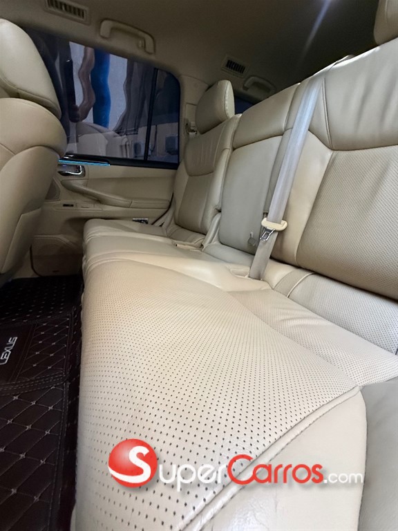 2011 Lexus LX 570 — foto 10 / 10