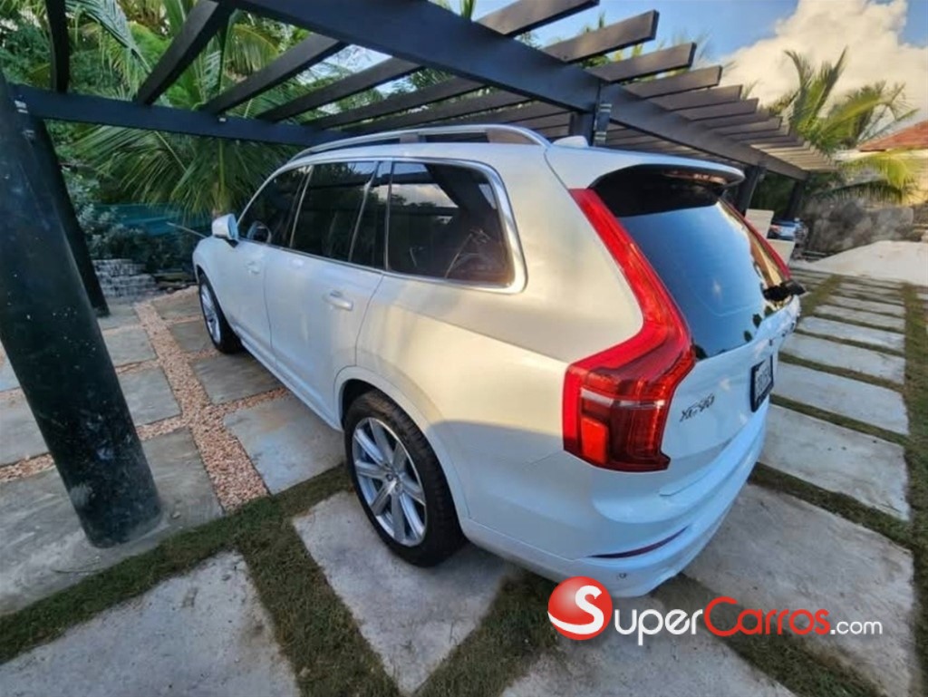 2016 Volvo XC90 Momentum T5 — foto 2 / 10