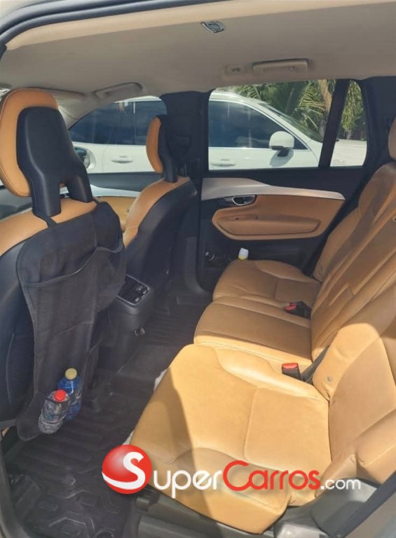 2016 Volvo XC90 Momentum T5 — foto 7 / 10