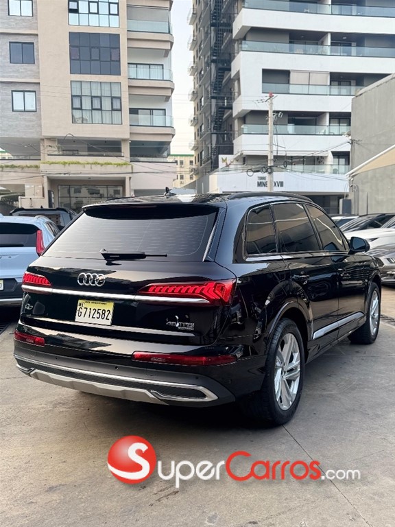2023 Audi Q7 45 TFSI Premium Plus — foto 4 / 9