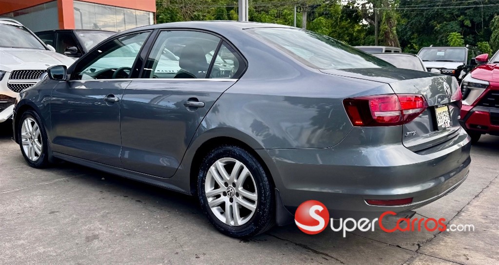 2017 Volkswagen Jetta — foto 7 / 10