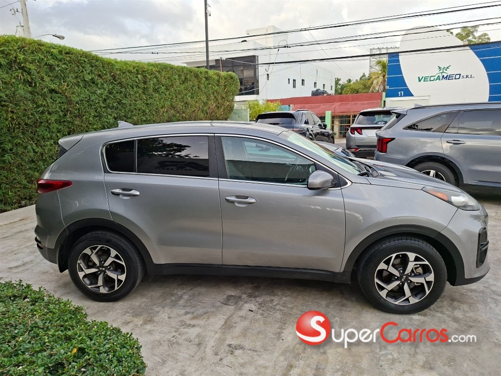 2021 Kia Sportage LX — foto 6 / 10