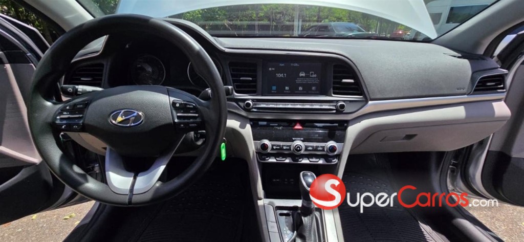 2020 Hyundai Elantra SE — foto 12 / 12