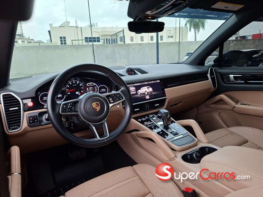 2021 Porsche Cayenne — foto 9 / 12