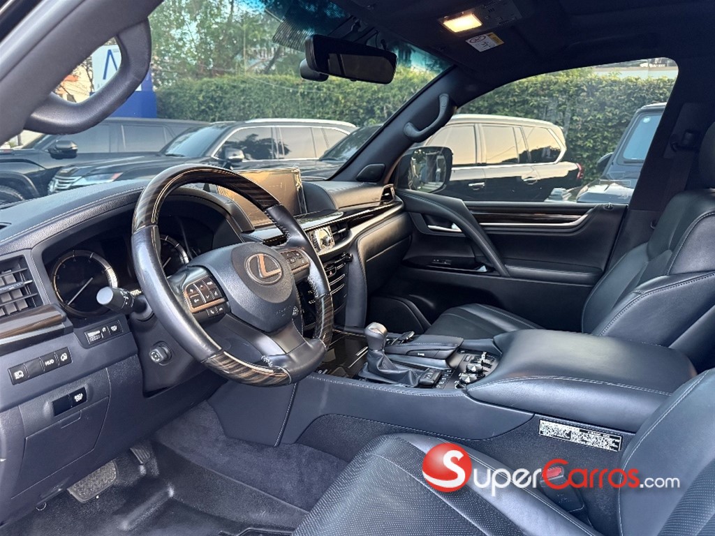 2018 Lexus LX 570 — foto 4 / 6