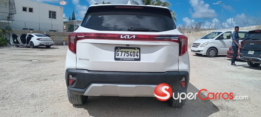 2026 Kia Seltos — foto 2 / 10