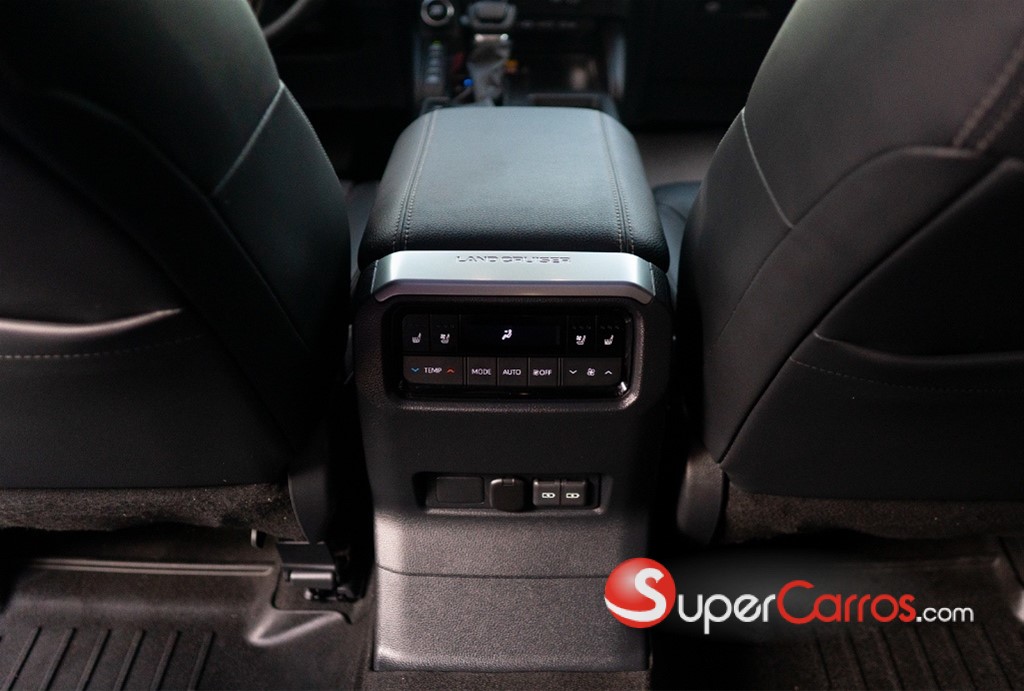2026 Toyota Land Cruiser Prado LUXURY 1L — foto 7 / 12