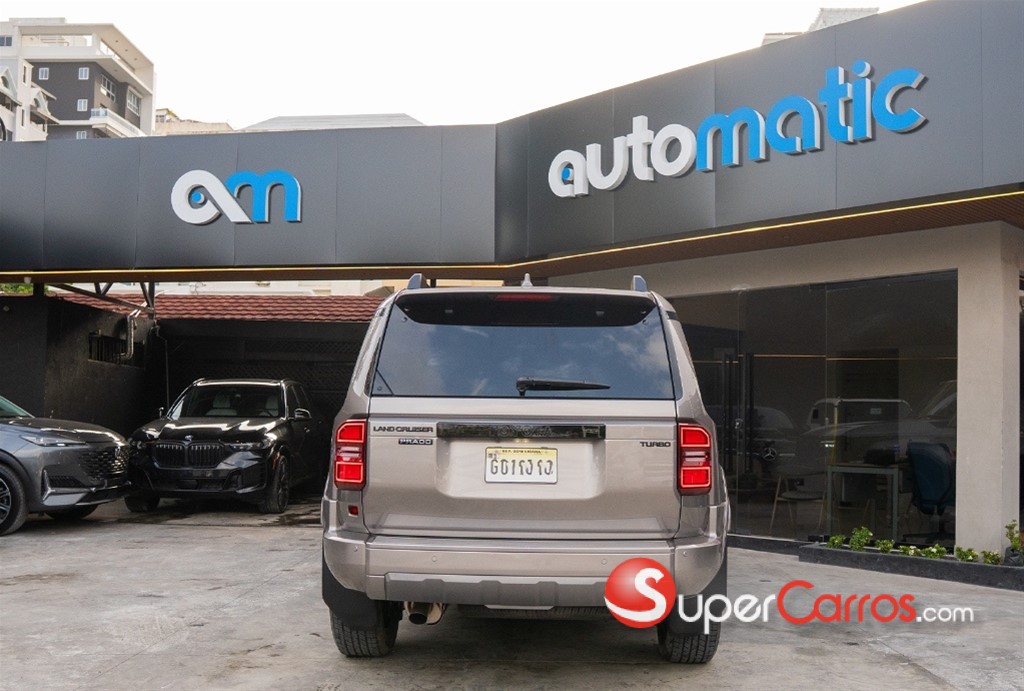 2026 Toyota Land Cruiser Prado LUXURY 1L — foto 8 / 12