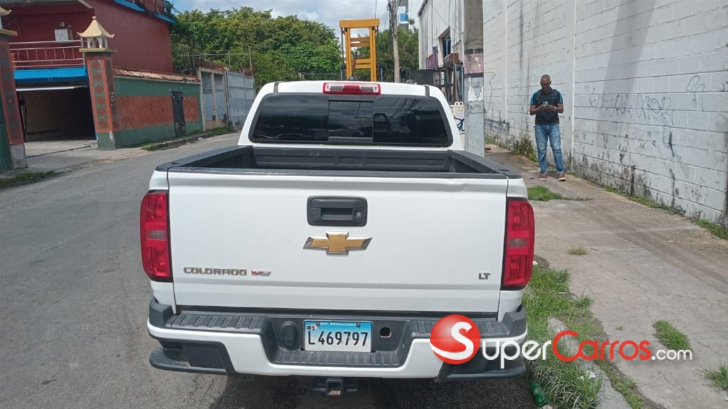 2017 Chevrolet Colorado LT — foto 9 / 10