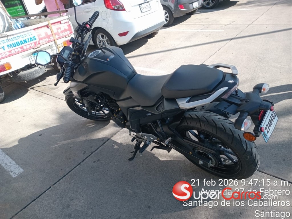 2023 YAMAHA FZN 250 — foto 5 / 8