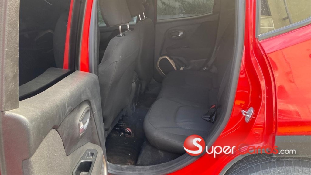 2017 Jeep Renegade Sport — foto 9 / 10