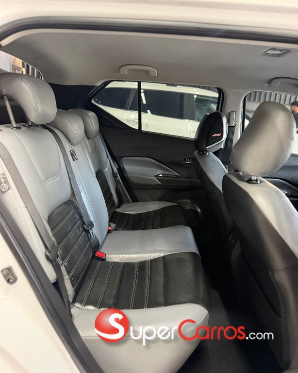 2022 Nissan Kicks Exclusive — foto 10 / 11