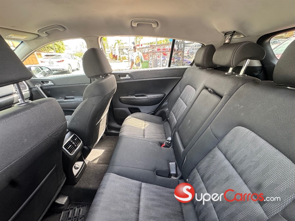 2020 Kia Sportage — foto 5 / 12