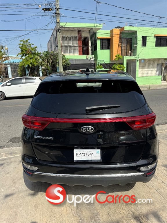 2020 Kia Sportage — foto 7 / 12
