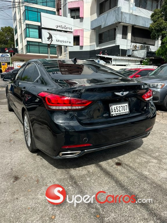 2016 Hyundai Genesis — foto 9 / 9