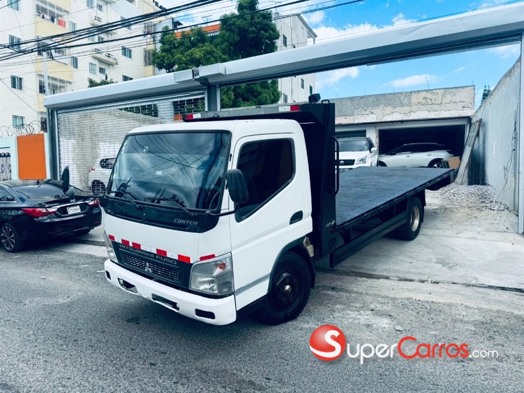 2017 Mitsubishi Motors Fuso — foto 2 / 12
