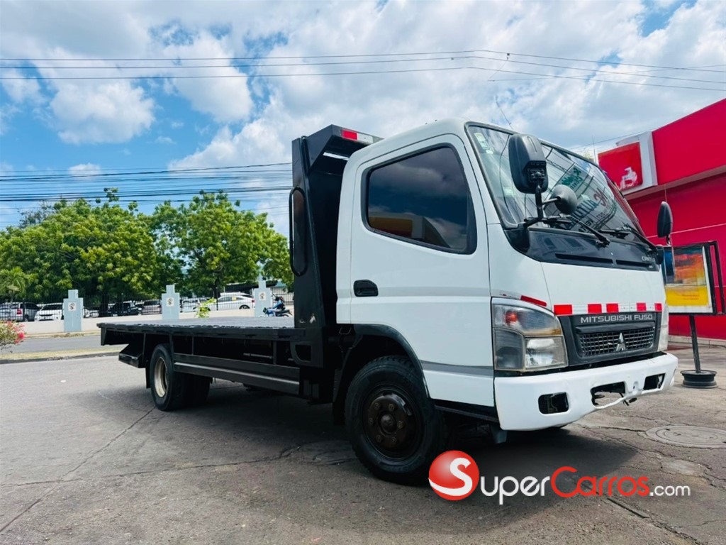 2017 Mitsubishi Motors Fuso — foto 3 / 12