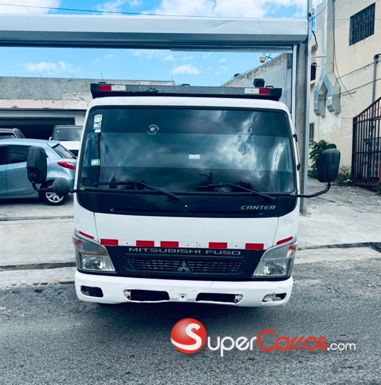 2017 Mitsubishi Motors Fuso — foto 5 / 12