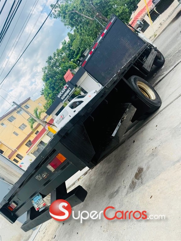 2017 Mitsubishi Motors Fuso — foto 7 / 12