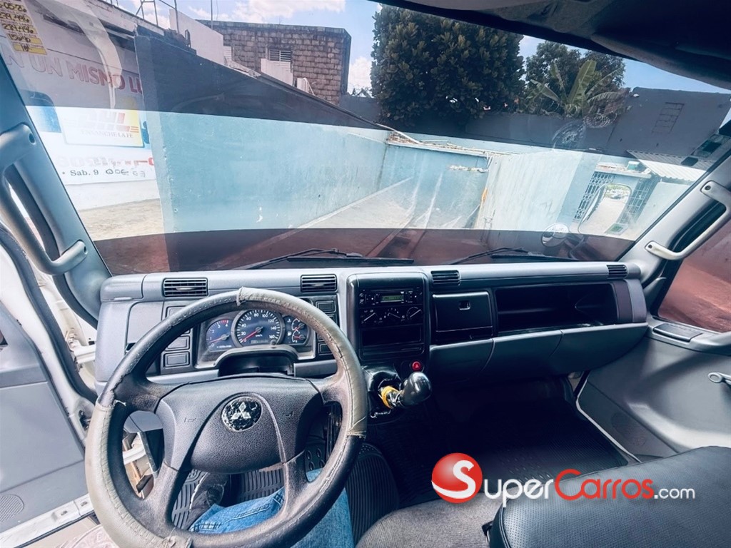 2017 Mitsubishi Motors Fuso — foto 9 / 12