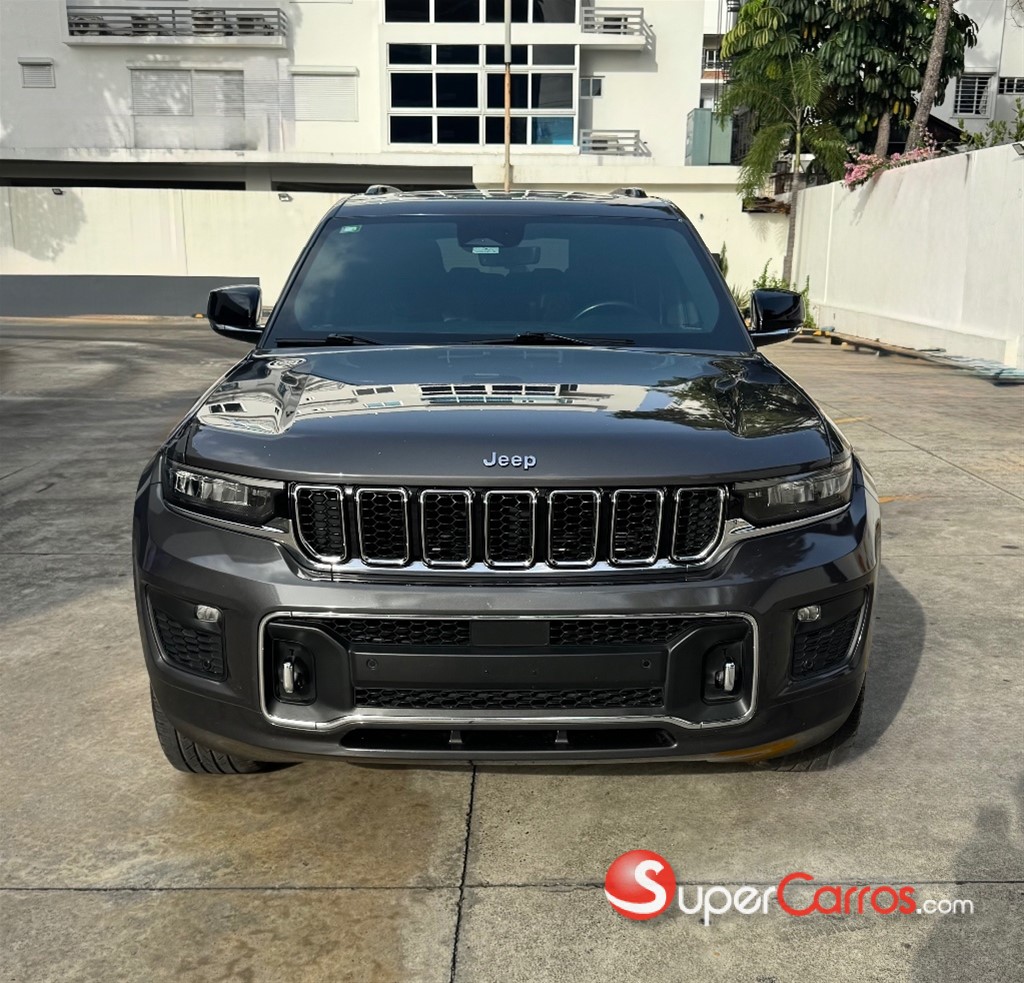 2022 Jeep Grand Cherokee Overland — foto 5 / 12