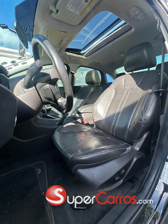 2013 Ford Focus Titanium — foto 5 / 10
