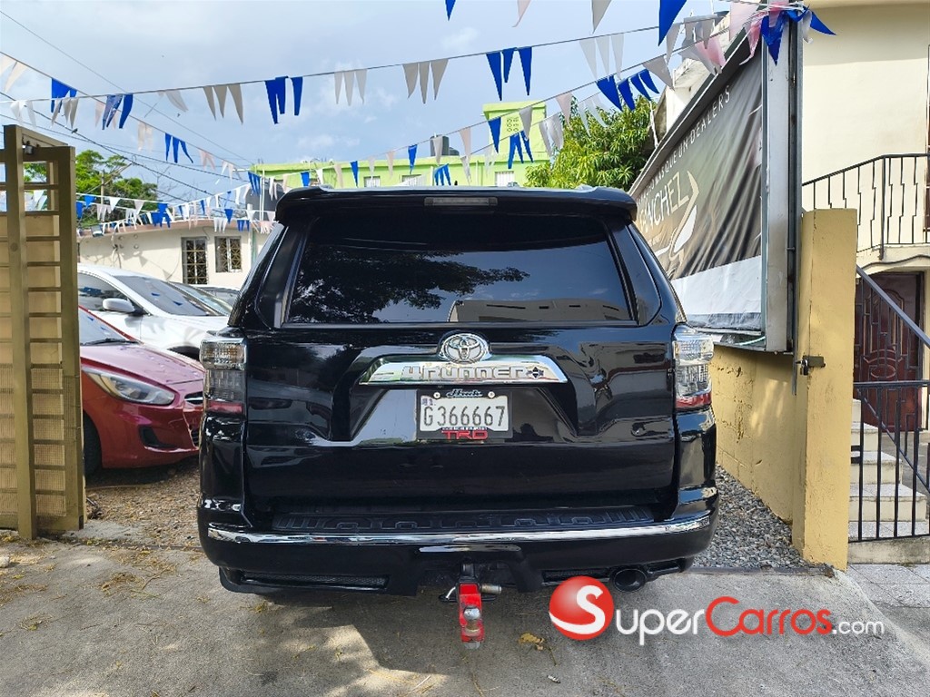 2011 Toyota 4 Runner Limited — foto 6 / 9