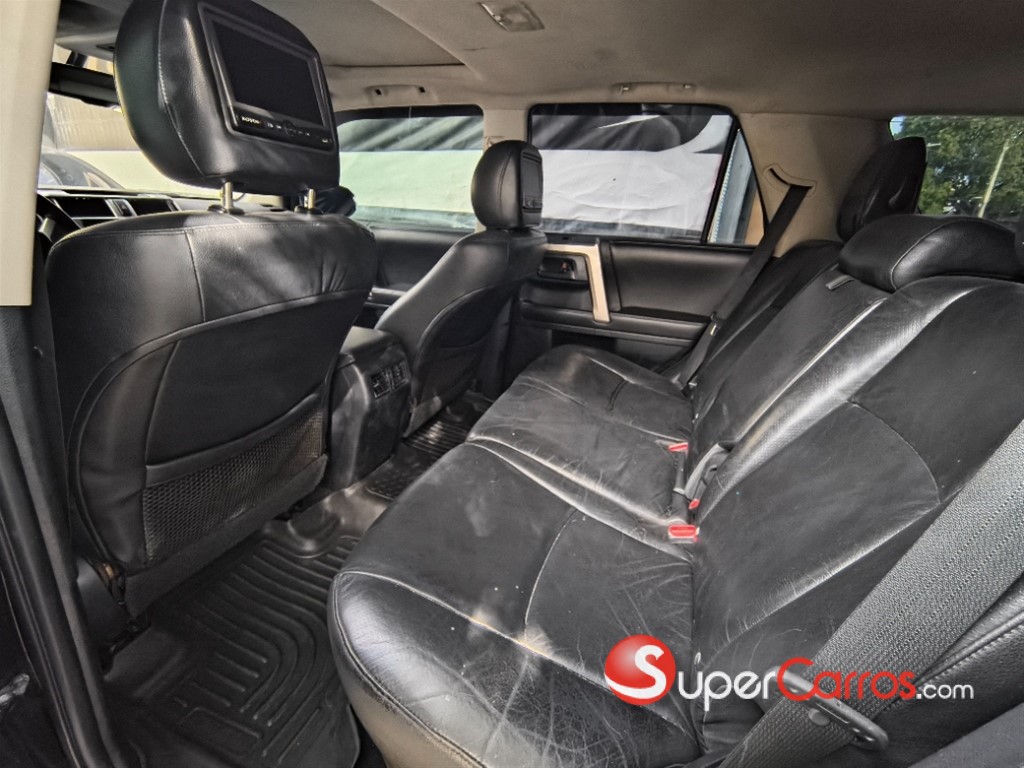 2011 Toyota 4 Runner Limited — foto 7 / 9