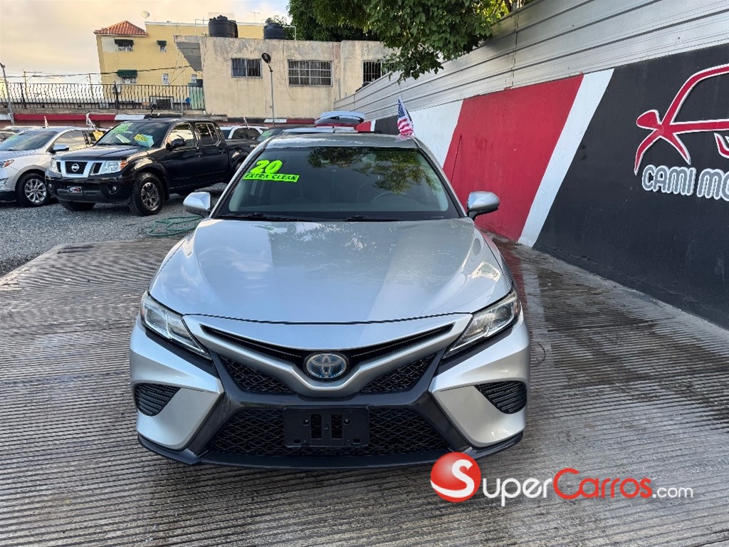 2020 Toyota Camry Hybrid — foto 2 / 12
