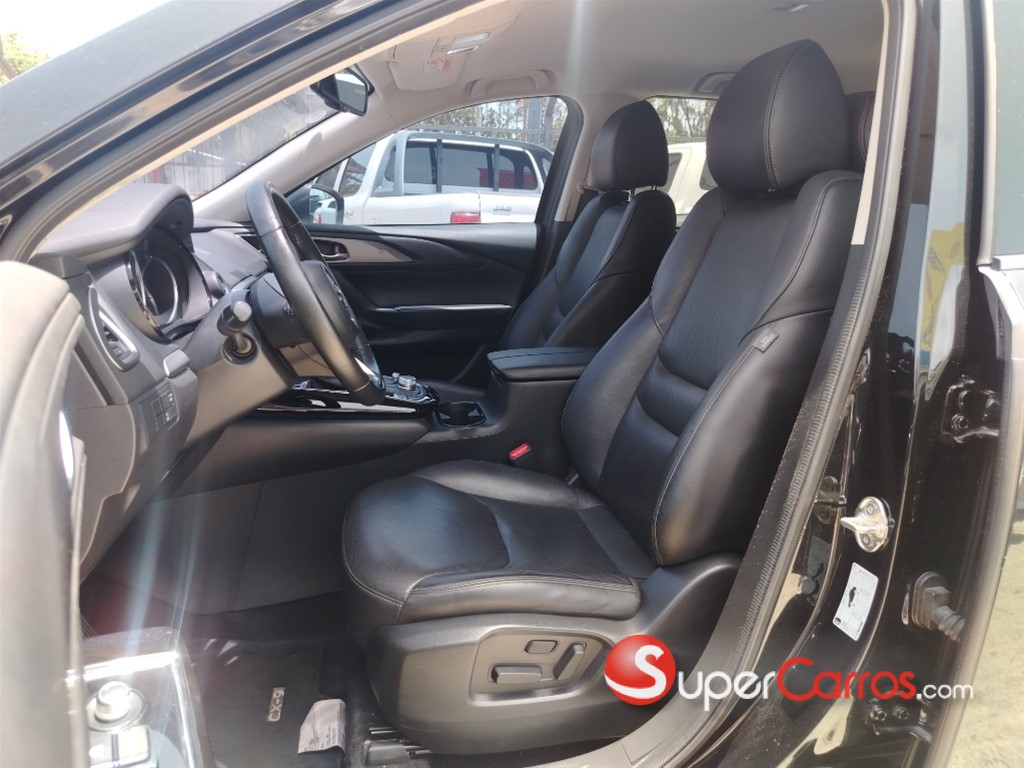 2024 Mazda CX-9 CE — foto 9 / 12