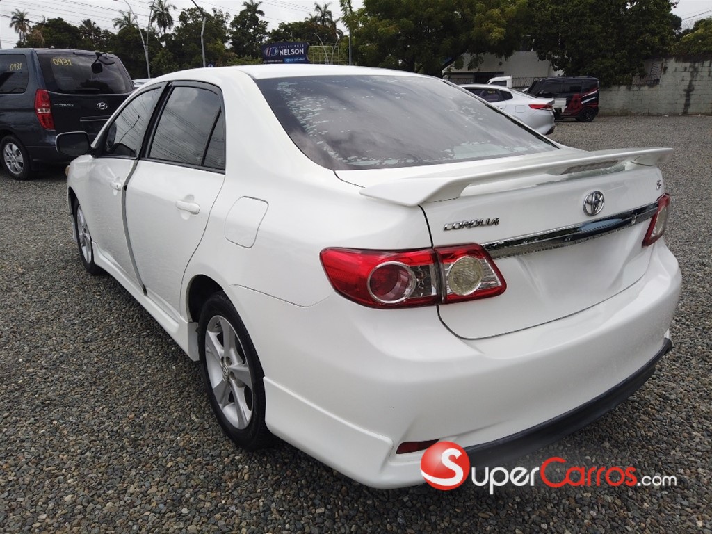 2013 Toyota Corolla S — foto 2 / 9