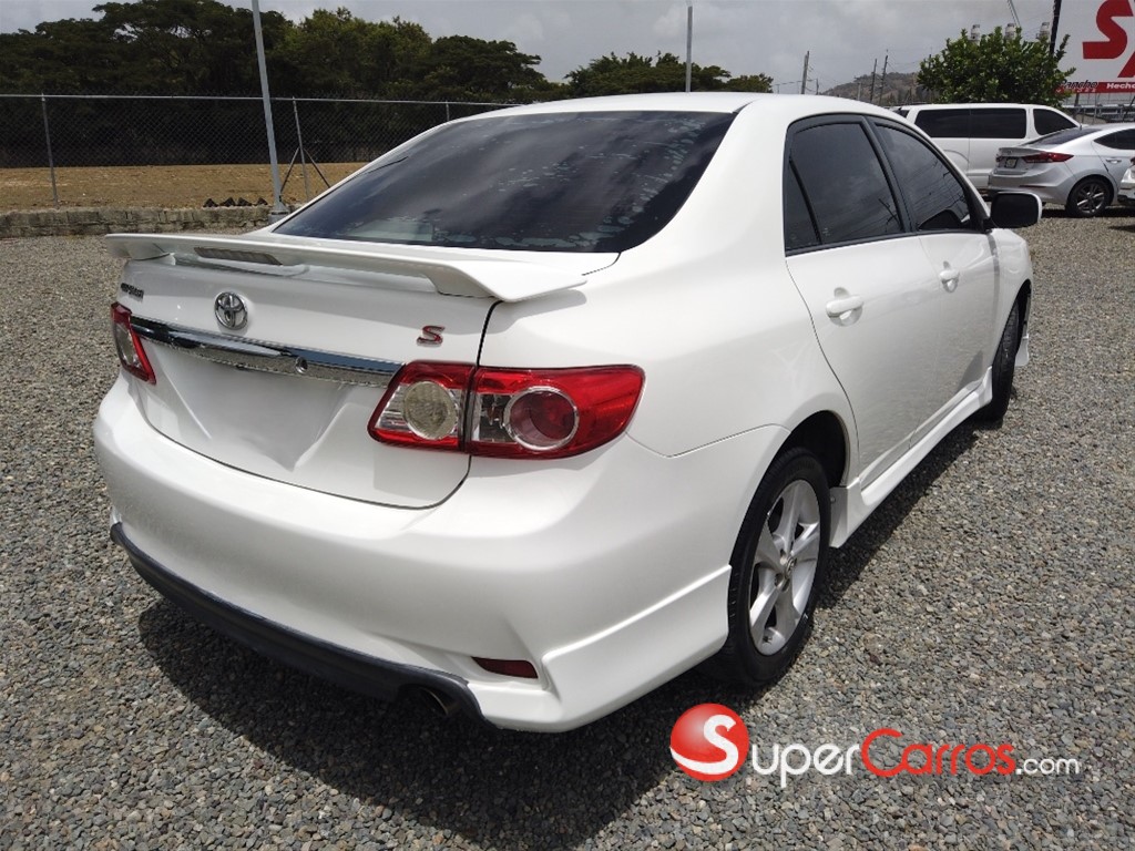 2013 Toyota Corolla S — foto 4 / 9