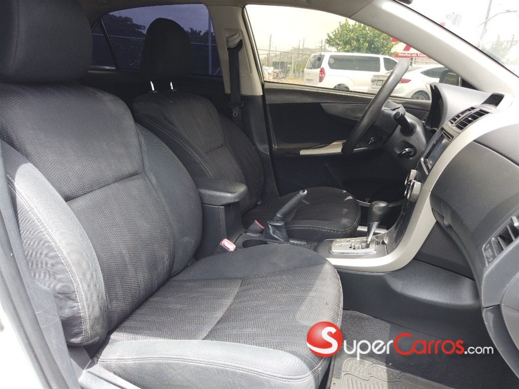 2013 Toyota Corolla S — foto 6 / 9