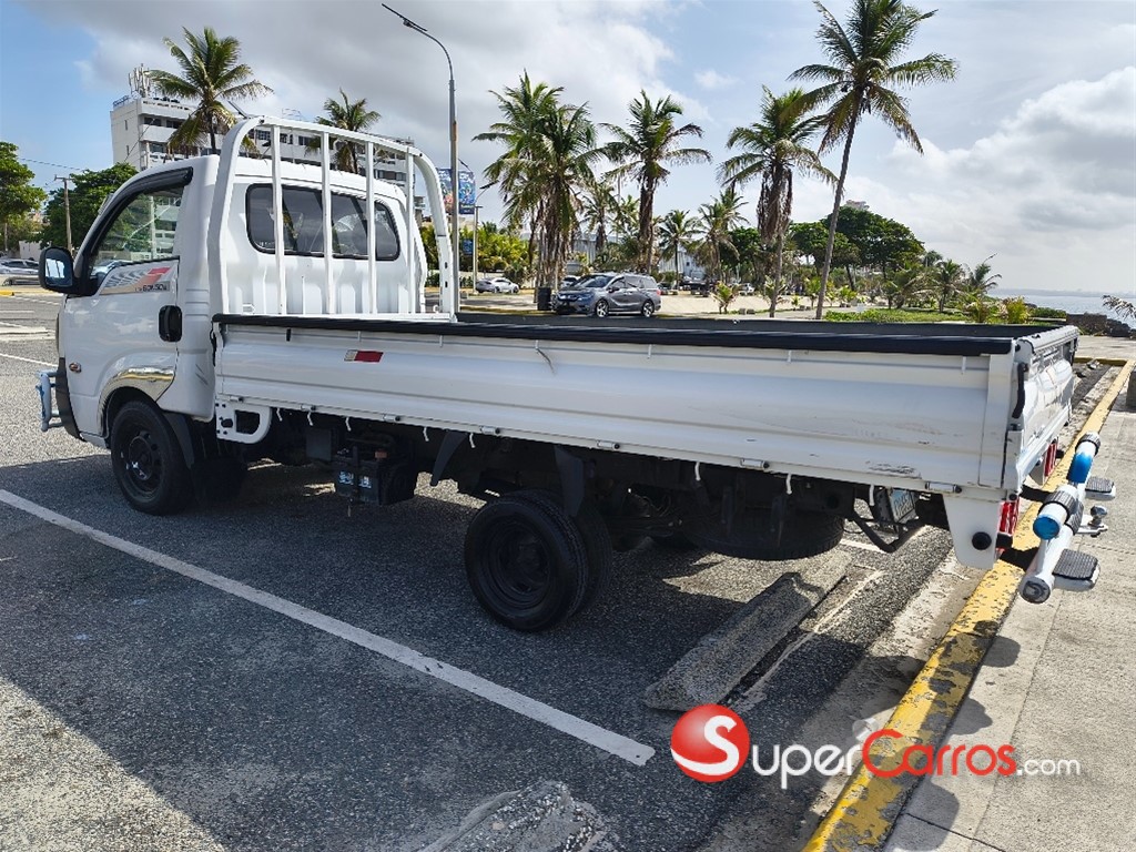2018 Kia Bongo III — foto 3 / 10